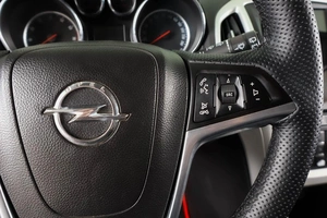 Хетчбэк Opel Astra 2012 года, 629000 рублей, Пермь