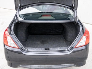 Седан Nissan Latio 2015 года, 960000 рублей, Краснодар