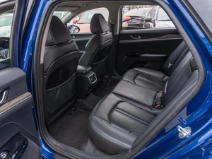 Седан Kia K5 2020 года, 2359000 рублей, Саратов