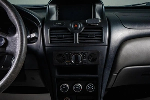 Седан Nissan Almera Classic 2011 года, 519000 рублей, Сургут