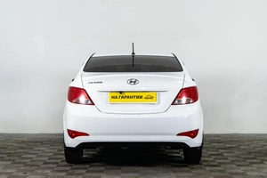 Седан Hyundai Solaris 2016 года, 1059000 рублей, Сургут