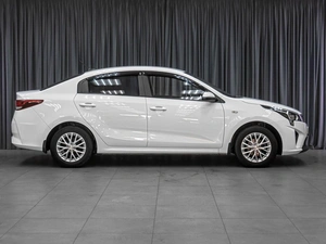 Седан Kia Rio 2022 года, 1349000 рублей, Тюмень