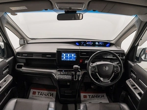 Минивэн Honda Stepwgn Spada 2017 года, 1935000 рублей, Красноярск