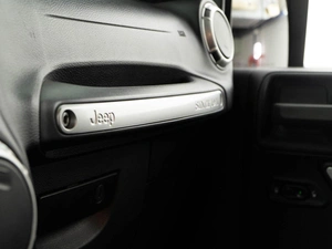 Внедорожник Jeep Wrangler 2014 года, 2983055 рублей, Москва