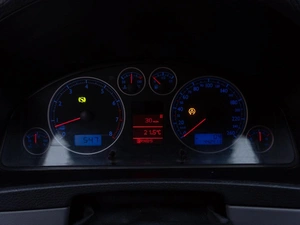 Минивэн Volkswagen Multivan 2004 года, 1599000 рублей, Саратов