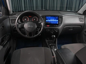 Седан Kia Rio 2010 года, 729000 рублей, Тюмень