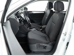 Внедорожник Volkswagen Tiguan 2018 года, 2177077 рублей, Москва