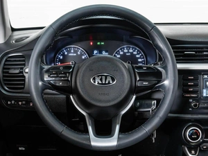 Седан Kia Rio 2019 года, 1805000 рублей, Ставрополь