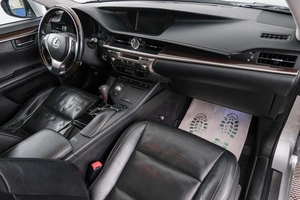 Седан Lexus ES 2014 года, 2269000 рублей, Красноярск