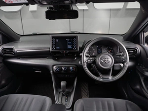 Хетчбэк Toyota Yaris 2020 года, 1229000 рублей, Тюмень