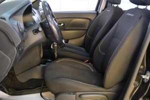Хетчбэк Renault Sandero Stepway 2019 года, 1299000 рублей, Омск