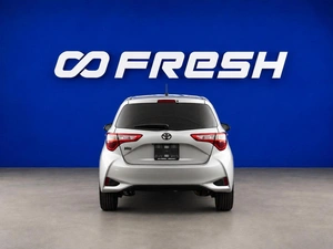 Хетчбэк Toyota Vitz 2018 года, 999654 рублей, Москва