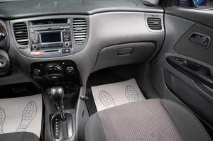 Седан Kia Rio 2010 года, 539000 рублей, Оренбург