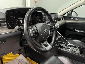 Седан Kia K5 2021 года, 2350000 рублей, Ярославль