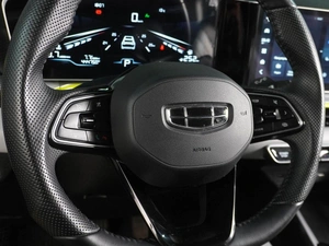 Внедорожник Geely Coolray 2023 года, 2199000 рублей, Воронеж