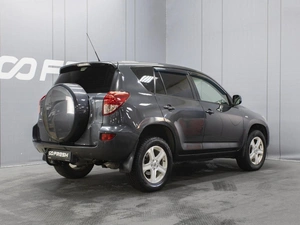 Внедорожник Toyota RAV4 2008 года, 1070000 рублей, Омск