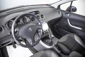 Хетчбэк Peugeot 308 2012 года, 439000 рублей, Пермь