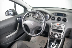 Хетчбэк Peugeot 308 2012 года, 649000 рублей, Пермь