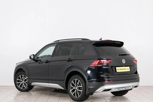 Внедорожник Volkswagen Tiguan 2019 года, 3099000 рублей, Красноярск