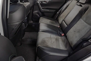 Внедорожник Toyota RAV4 2024 года, 3919000 рублей, Челябинск