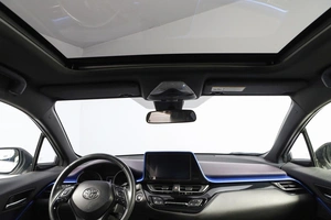 Внедорожник Toyota C-HR 2020 года, 2899000 рублей, Новосибирск