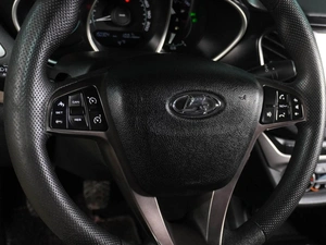 Седан ВАЗ (LADA) Vesta 2016 года, 869000 рублей, Воронеж