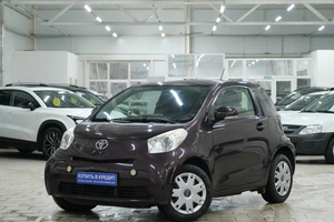 Хетчбэк Toyota iQ 2009 года, 899000 рублей, Омск