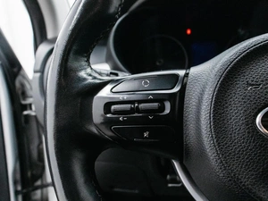 Хетчбэк Kia Rio X-Line 2019 года, 1450000 рублей, Красноярск