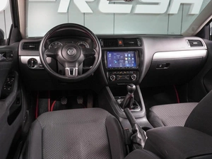 Седан Volkswagen Jetta 2011 года, 829000 рублей, Воронеж