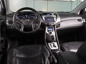 Седан Hyundai Avante 2011 года, 1199000 рублей, Воронеж