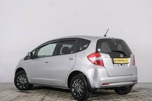 Хетчбэк Honda Fit 2012 года, 829000 рублей, Красноярск