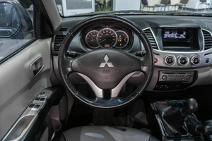 Пикап Mitsubishi L200 2013 года, 1569000 рублей, Петрозаводск