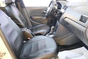 Седан Volkswagen Polo 2010 года, 599000 рублей, Омск