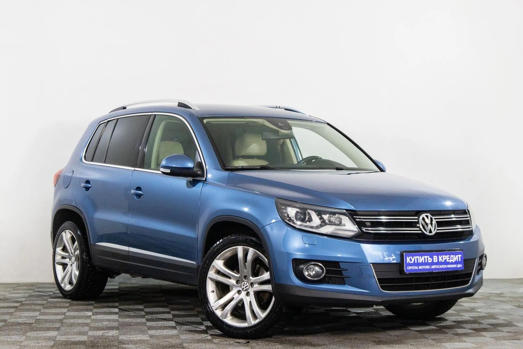 Внедорожник Volkswagen Tiguan 2015 года, 1299000 рублей, Сургут