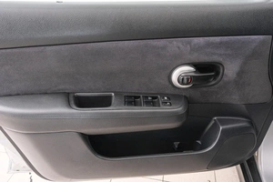 Седан Nissan Tiida 2010 года, 739000 рублей, Красноярск