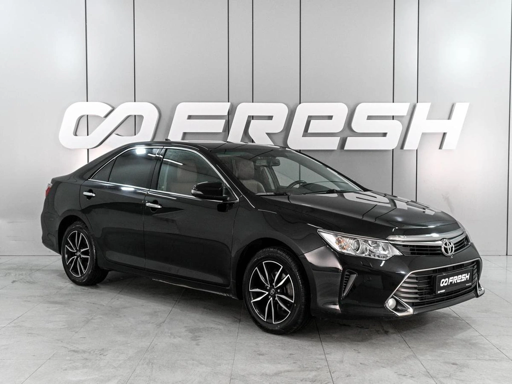Седан Toyota Camry 2017 года, 2529000 рублей, Ростов-на-Дону