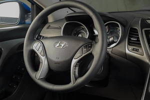 Седан Hyundai Elantra 2015 года, 1199000 рублей, Тюмень