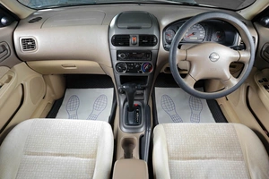 Седан Nissan Sunny 2003 года, 599000 рублей, Тюмень