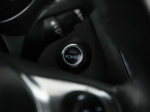 Хетчбэк Ford Focus 2011 года, 949046 рублей, Москва