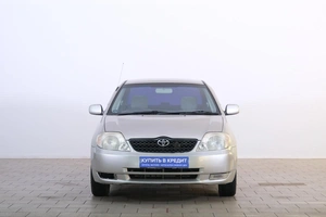 Седан Toyota Corolla 2002 года, 719000 рублей, Омск