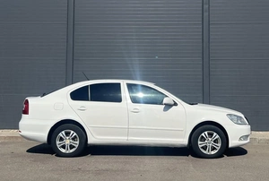 Лифтбек Skoda Octavia 2012 года, 890000 рублей, Солонцы