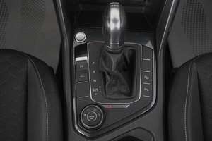 Внедорожник Volkswagen Tiguan 2018 года, 2349000 рублей, Кемерово