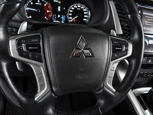 Внедорожник Mitsubishi Pajero Sport 2017 года, 2999000 рублей, Воронеж