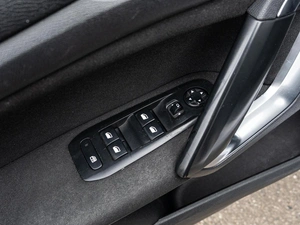 Хетчбэк Peugeot 308 2014 года, 1025000 рублей, Краснодар