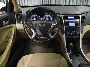 Седан Hyundai Sonata 2010 года, 1238000 рублей, Ставрополь