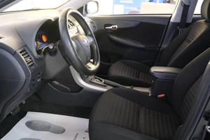 Седан Toyota Corolla 2012 года, 1199000 рублей, Омск