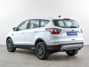 Внедорожник Ford Kuga 2018 года, 2089444 рублей, Москва