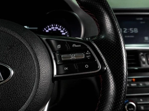 Седан Kia Optima 2018 года, 2154000 рублей, Воронеж