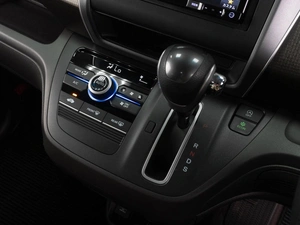 Минивэн Honda Freed 2017 года, 1679000 рублей, Тюмень