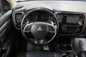 Внедорожник Mitsubishi Outlander 2012 года, 1549000 рублей, Омск